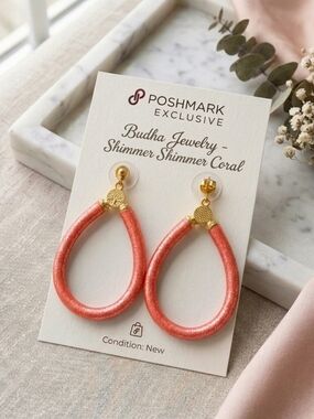 Budha All Weather Womens Earring. Color Champagne Golden